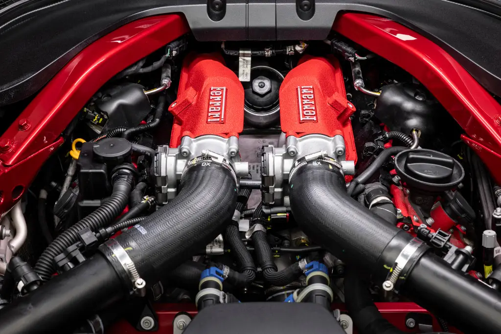 The twin-turbocharged 3.9-litre V8 delivers 640 cv at 7,500 rpm. Photo: Ferrari.